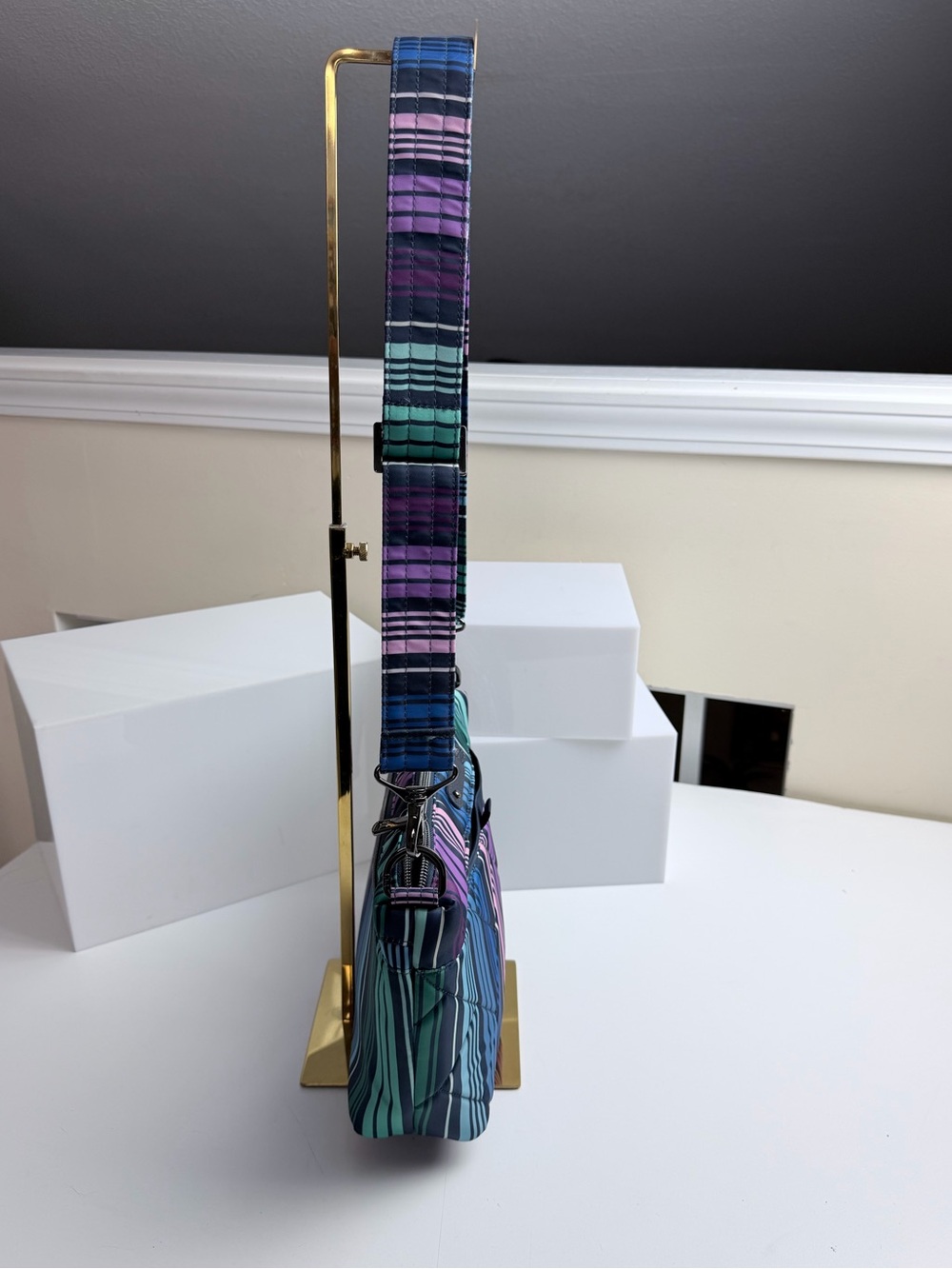 LUG Flare Stripe Crossbody Bag Purse Multicolor NWOT - Picture 4 of 9